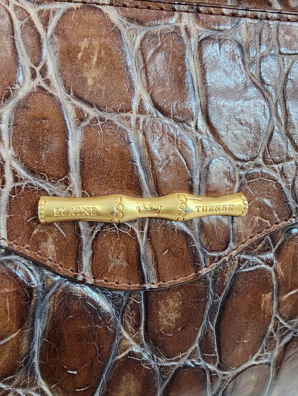 Elaine Turner Crocodile Leather Purse, Brown/Bronze w Gold Hardware & Logo Çharm - Picture 2 of 12